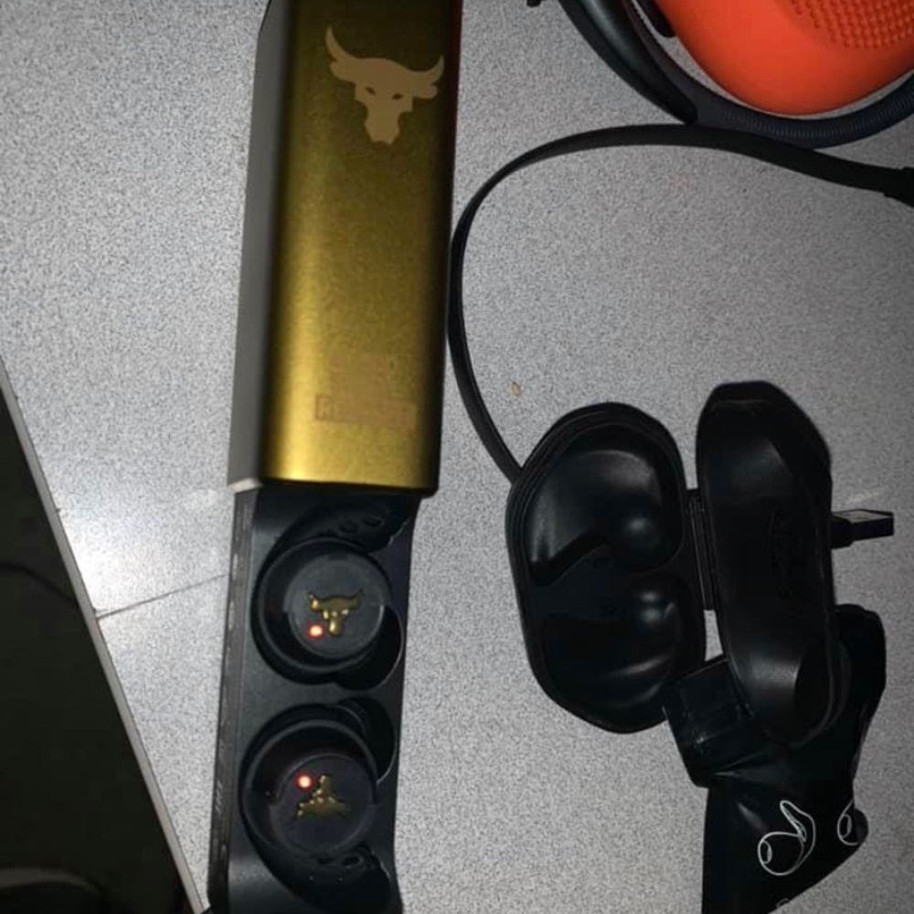 Project Rock UA ear buds